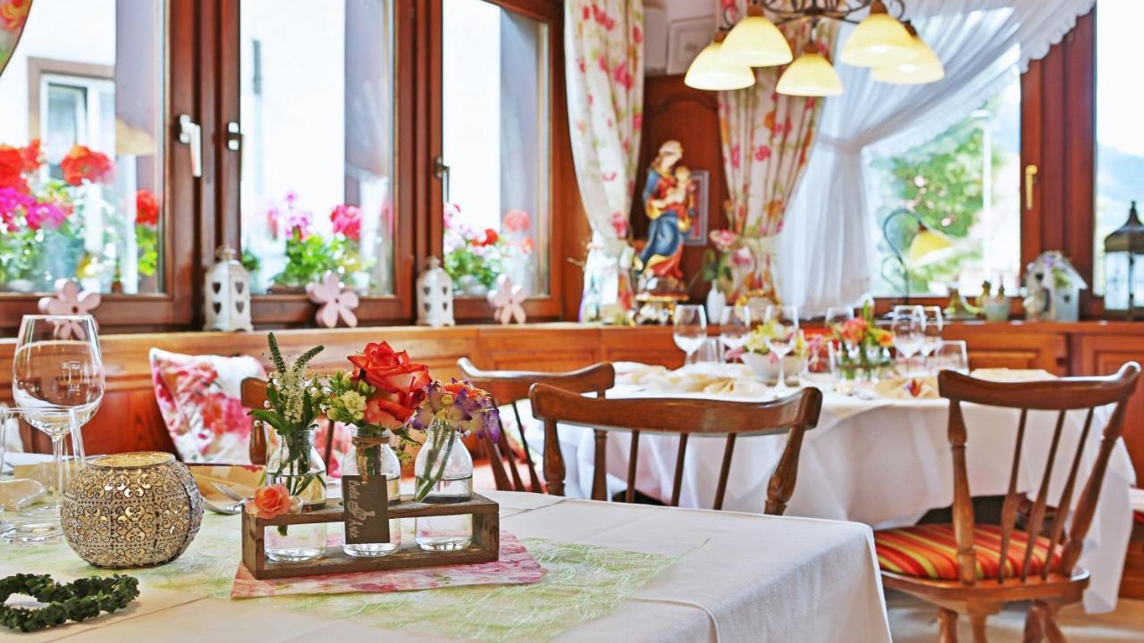 Hotel Restaurant Rebstock Oppenau Exterior foto